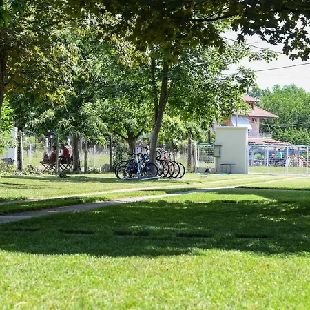 Priona Appartement Paralía Skotínis