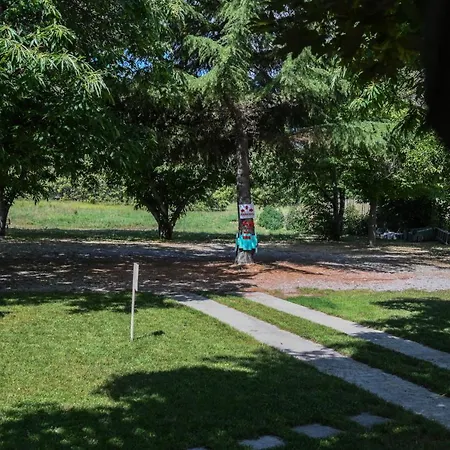 Priona * Paralía Skotínis