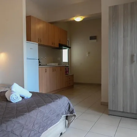 Priona Appartement Paralía Skotínis