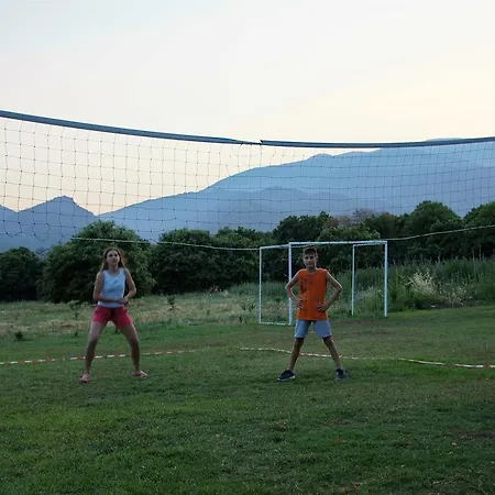 شقة Priona Paralía Skotínis