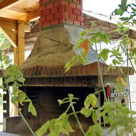 Priona Appartement *