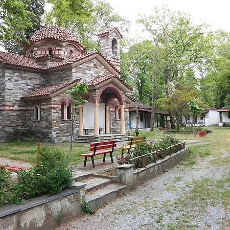 Priona Apartment