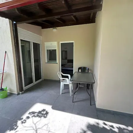 Appartement Priona Paralía Skotínis